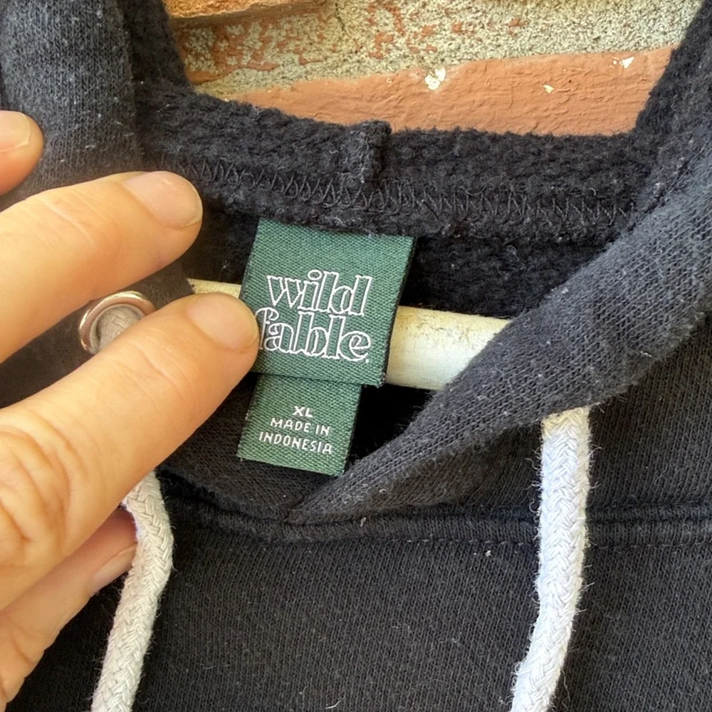 Wild Fable Black Cropped Hoodie - Picture 2 of 3